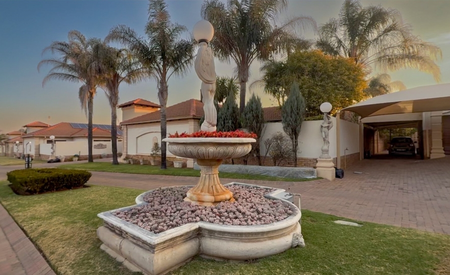 3 Bedroom Property for Sale in Wilkoppies North West